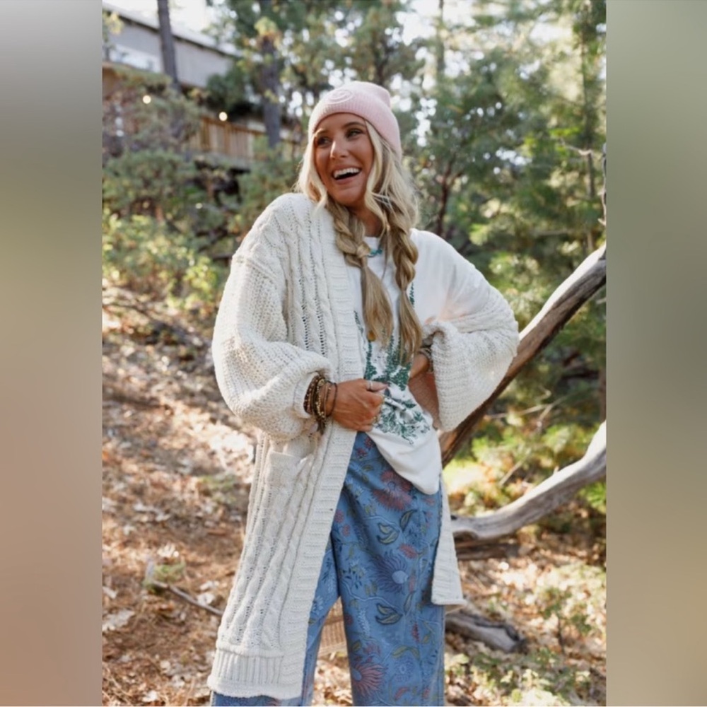 Three Bird Nest Chunky Knit Cardigan Miracle Small